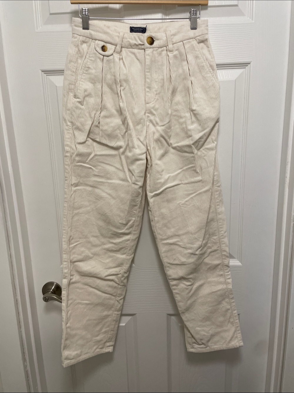 Vineyard Vines Cream White Corduroy Pleated Pants